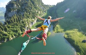 蓝鲸体育直播-拥有三冠王荣誉的意甲俱乐部及其巅峰赛季介绍