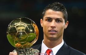 蓝鲸体育直播-主力伤缺影响战局?世俱杯阵容稳定性决定胜负